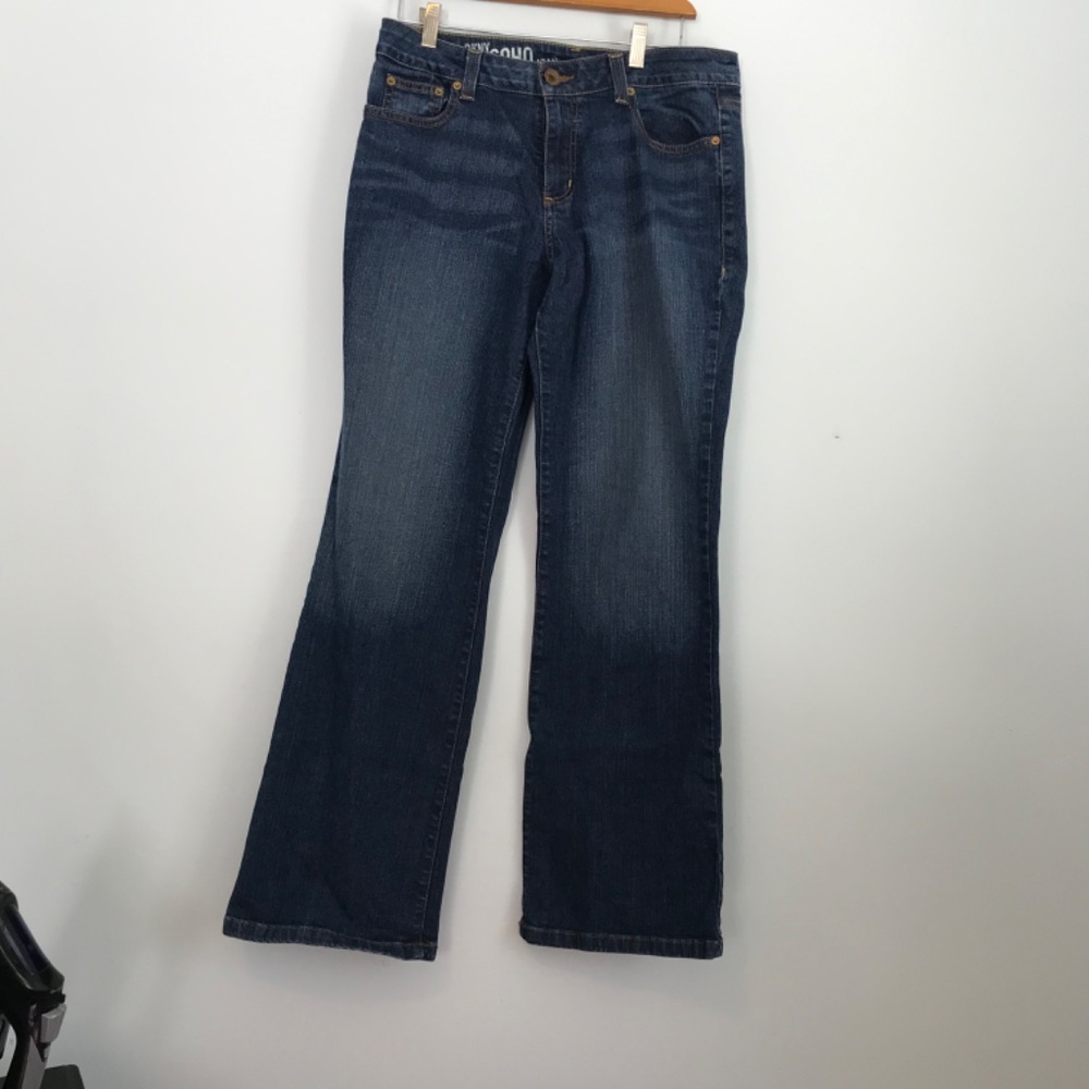 DKNY Soho Women's Jeans - Size 12 Regular - Picture 6 of 11